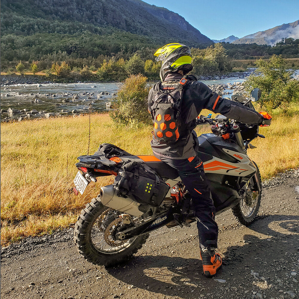 Two Wheeled Nomad - Kriega Hydro-3 Enduro backpack review